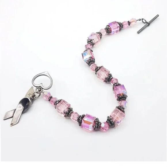 925 Breast Cancer 25 grams Awareness Pink Glass Beads Toggle Bracelet Vintage - Picture 2 of 6